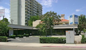 Office and retail building on West Washington Street in Mission Hills.
