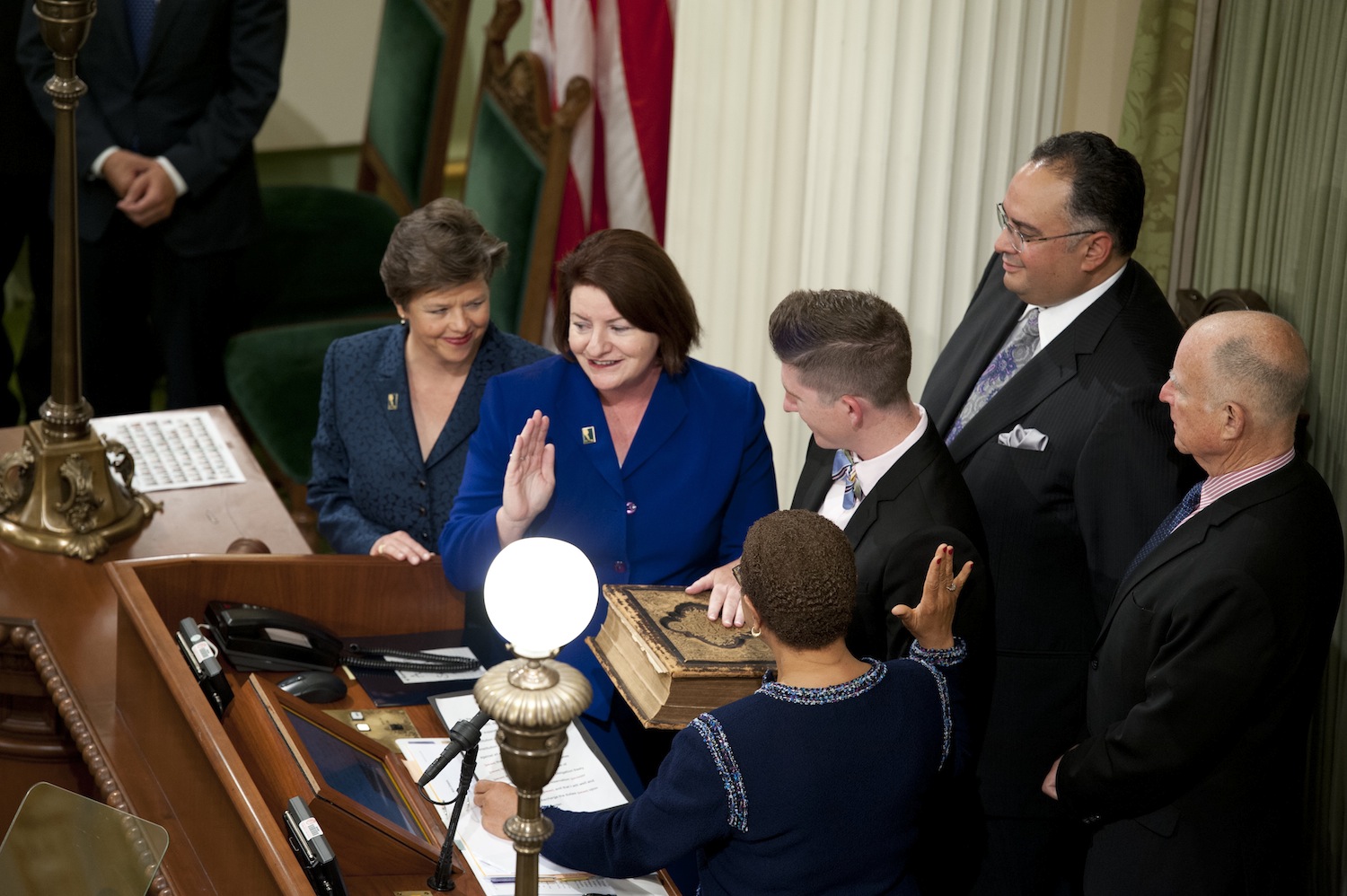 Toni Atkins oath of office