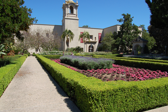 Alcazar Garden