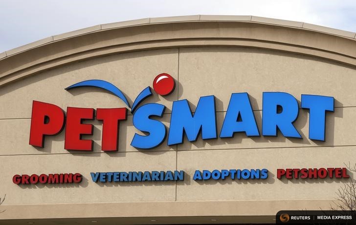 Petsmart store