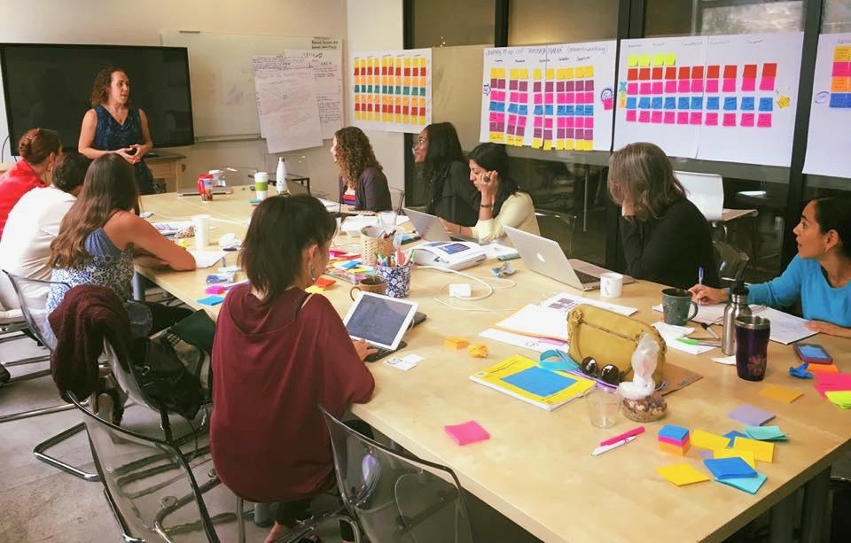 Female founders participate in a Hera Labs SCALE session hosted by entrepreneur in residence, Samantha Urban. 