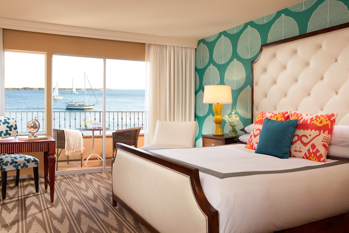 Guestroom with a bay view.