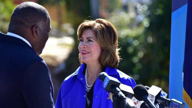 Maria Contreras-Sweet is shown with Columbia, S.C. Mayor Stephan Benjamin in 2015. (Courtesy FEMA)