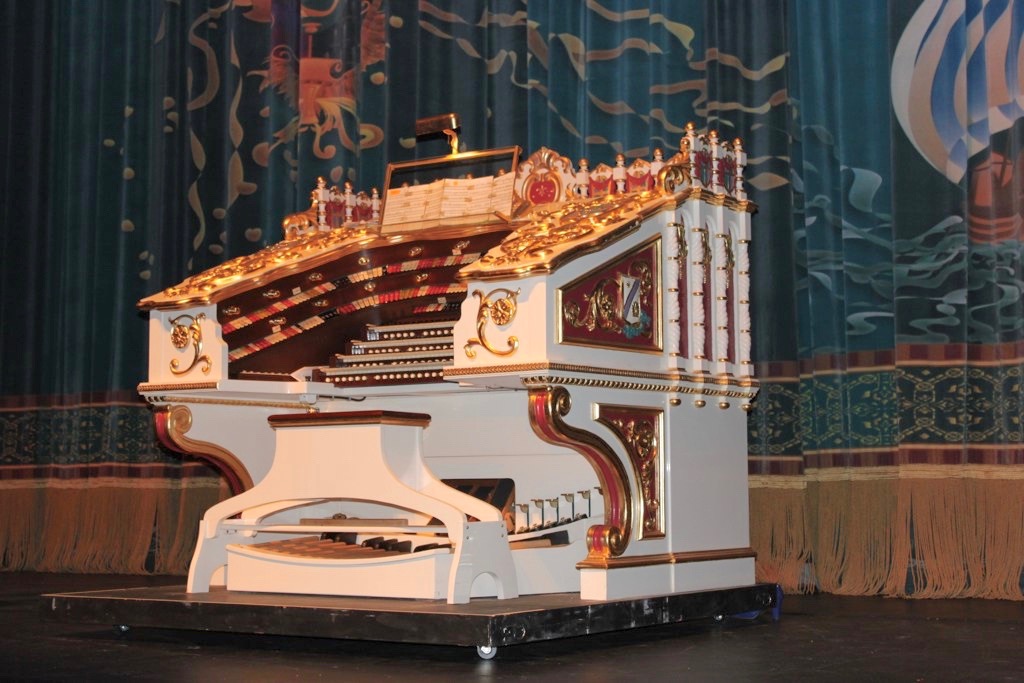 Balboa Theatre's Wonder Morton Organ