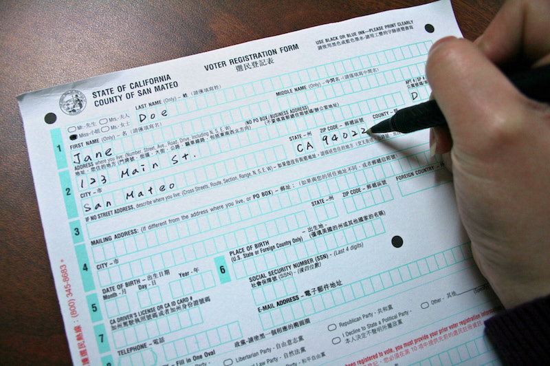 Voter registration form for San Mateo County.