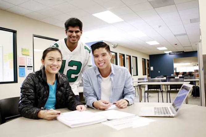 From left, Alannah Nguyen-Dela Cruz student Haris Bhatti and tutor Joshua Jusay at the Miramar College Academic Success Center. (Credit: San Diego Community College District)