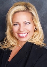 Alessandra Lezama, CEO of AbabusNext.