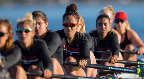 Tara Montgomery, center. (Credit: GoAztecs)