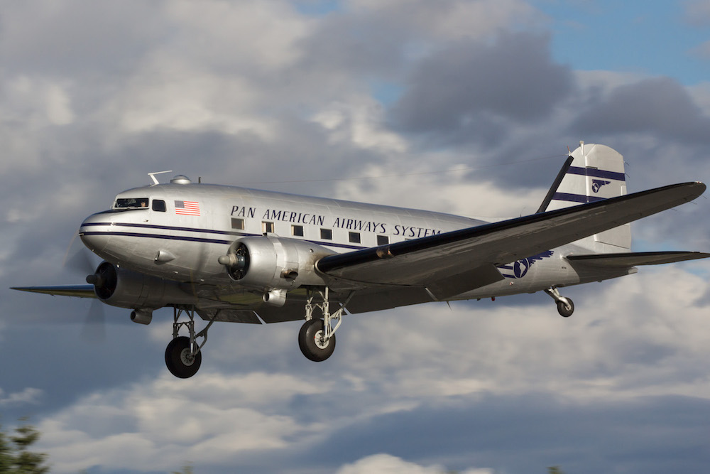 DC3 landing. (Photo credit: Liz Matzelle