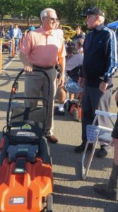 County Supervisor Ron Roberts talks with an exchange participant.