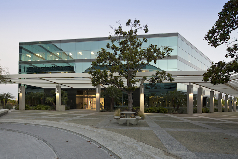 StoneCrest totals 327,204 square feet and consists of four office buildings that range from three to six stories.