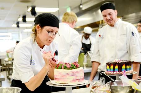 Culinary art students at San Diego Mesa College. (Credit: SDCCD)