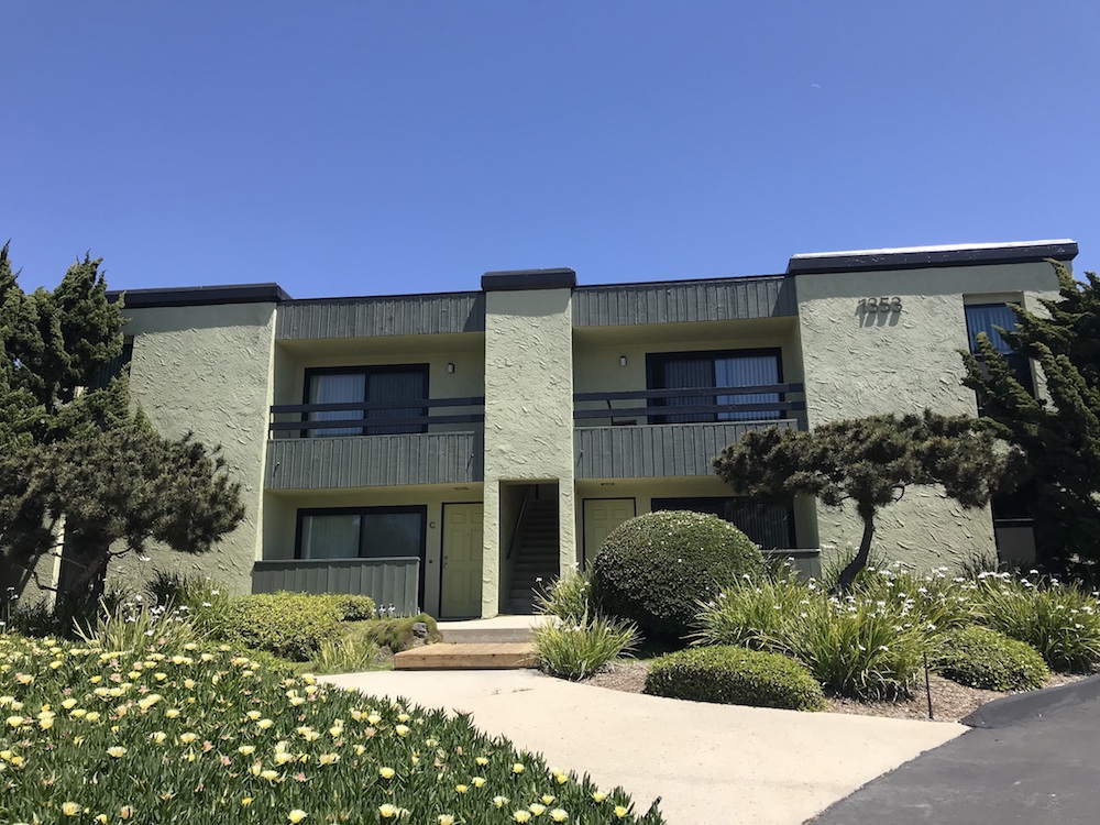 Apartments at 1353 N. Vulcan Ave. in Encinitas