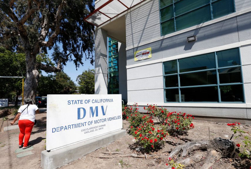 A DMV office in Oakland. (Photo by Jane Tyska/Bay Area News Group)