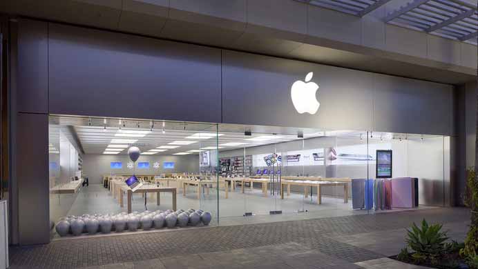 The Apple store in Fashion Valley (Courtesy of Apple)