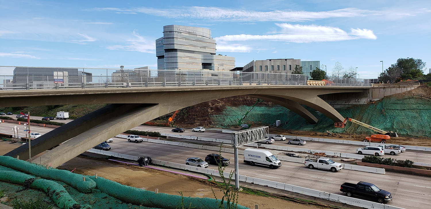 Newly completed Gilman Bridge spans Interstate 5. (UC San Diego photo)