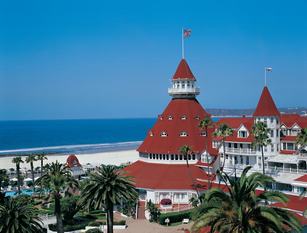 Hotel del Coronado (Photo: Curio Collection by Hilton)