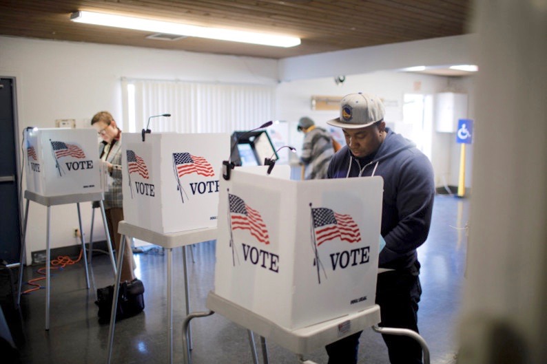 Voters fill out their ballots on Nov. 6, 2018, at The Salvation Army in San Jose. (Photo by Dai Sugano, Bay Area News Group)