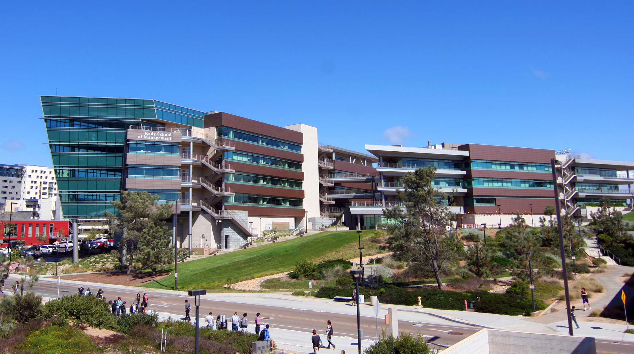 Faculty and mentors from the Rady School and across UC San Diego will provide virtual advice and insights to businesses seeking support. (Photo courtesy of Rady School of Management)