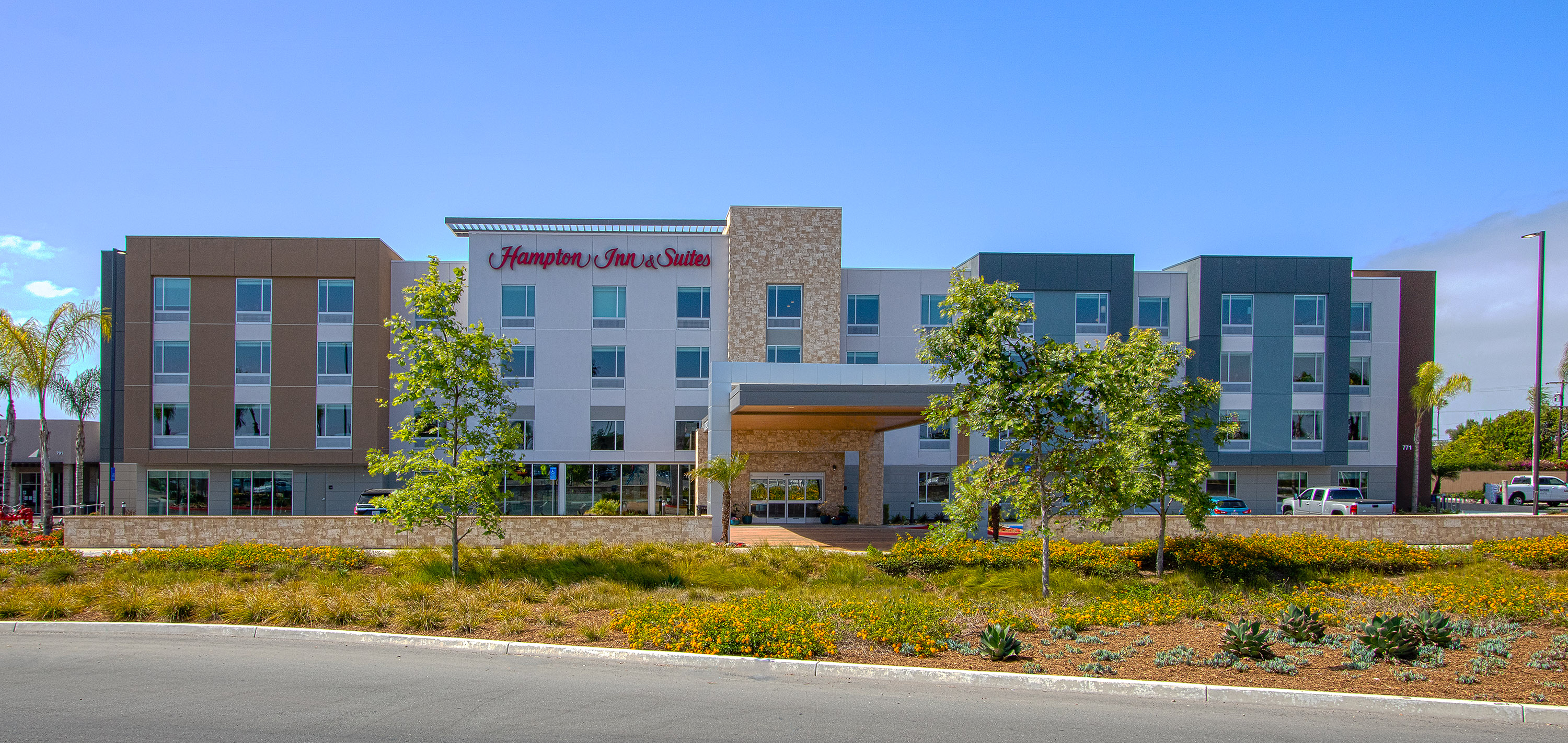 Hampton Inn & Suites by Hilton